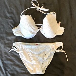 White lace crochet Victoria’s Secret bikini 34DD top. Medium M bottom